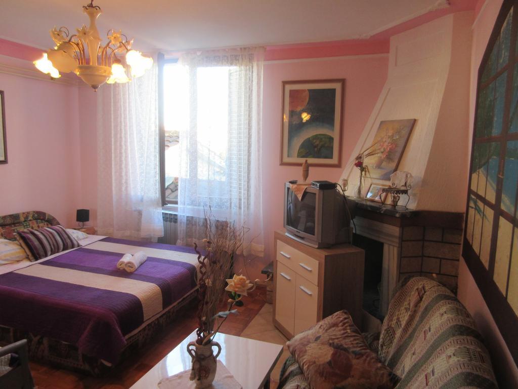 Apartments Ivanka 378 Rovinj Exterior photo