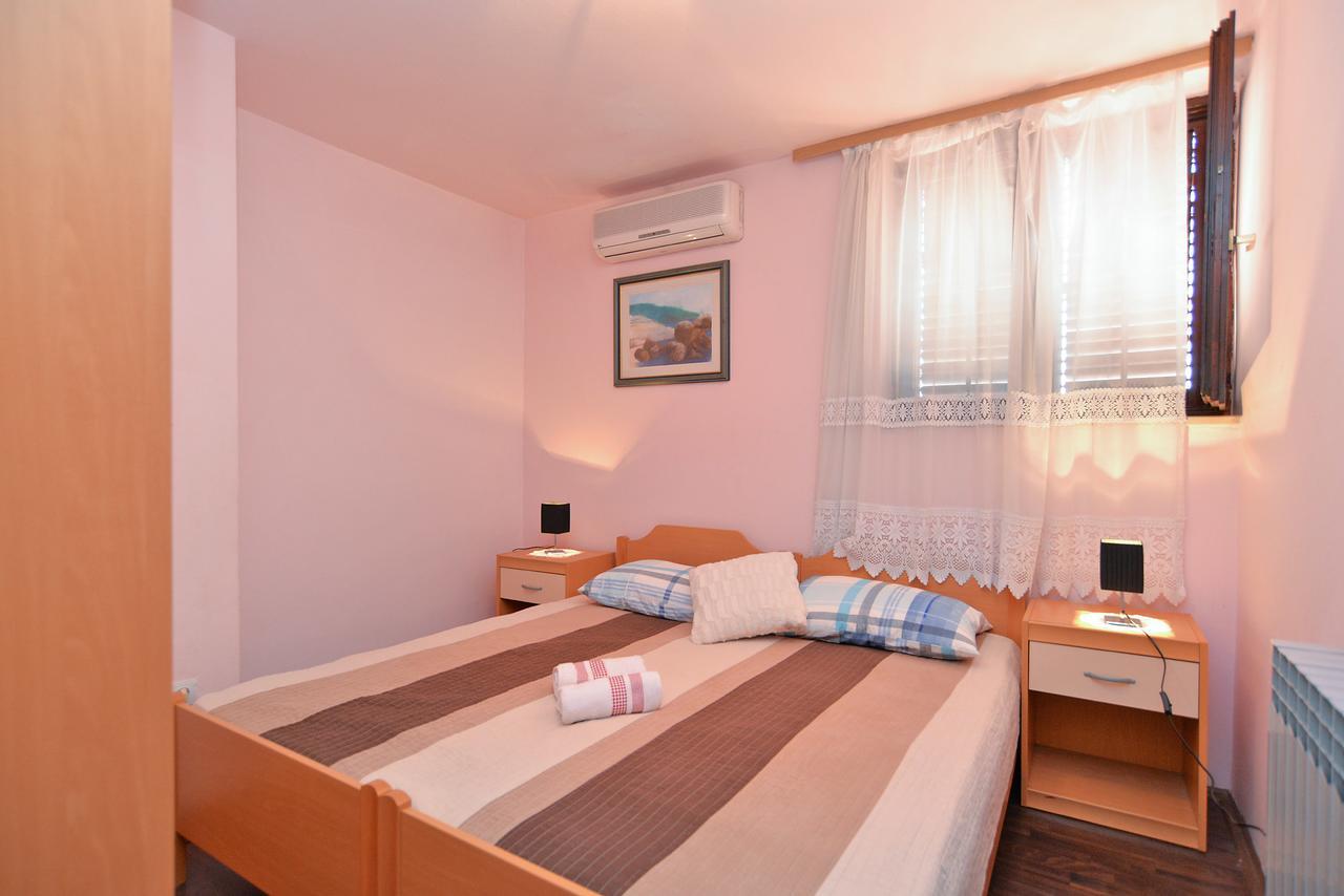 Apartments Ivanka 378 Rovinj Exterior photo